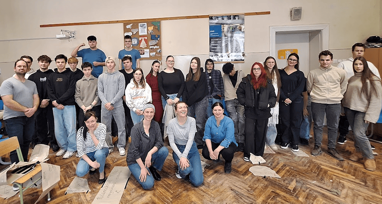 Osztálytermi színházi nevelési előadás a Péchyben