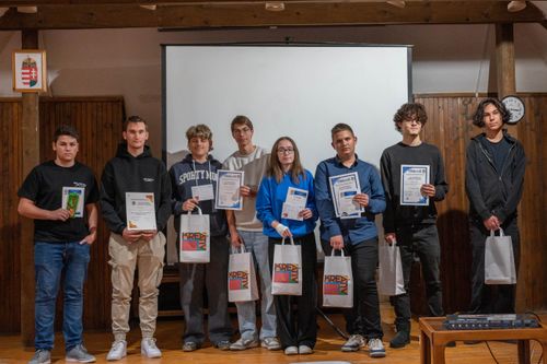 Olvasás, kreativitás, párbaj – sikeresen lezajlott az első OLVASÓPÁRBAJ 